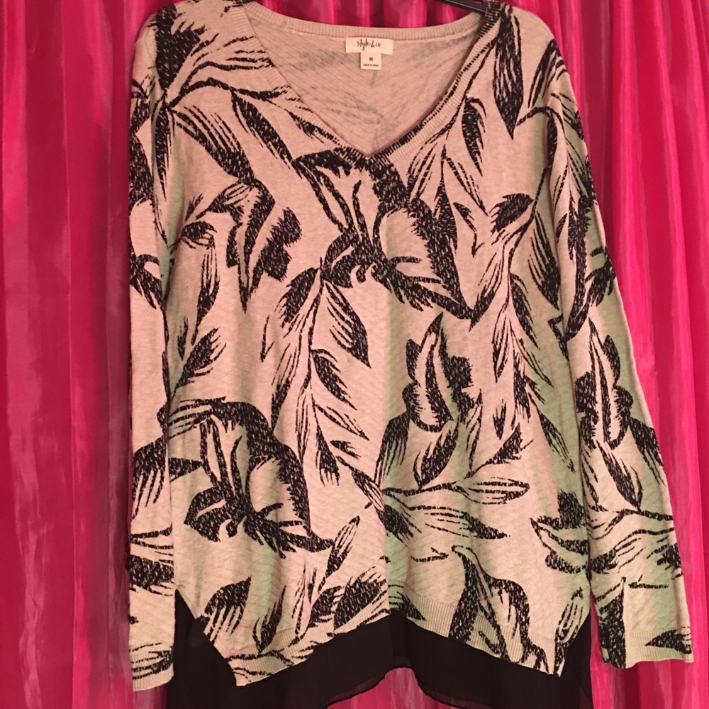 A stunning sweater.